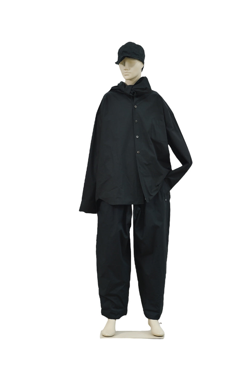 DAN BALLOON PANTS BLACK
