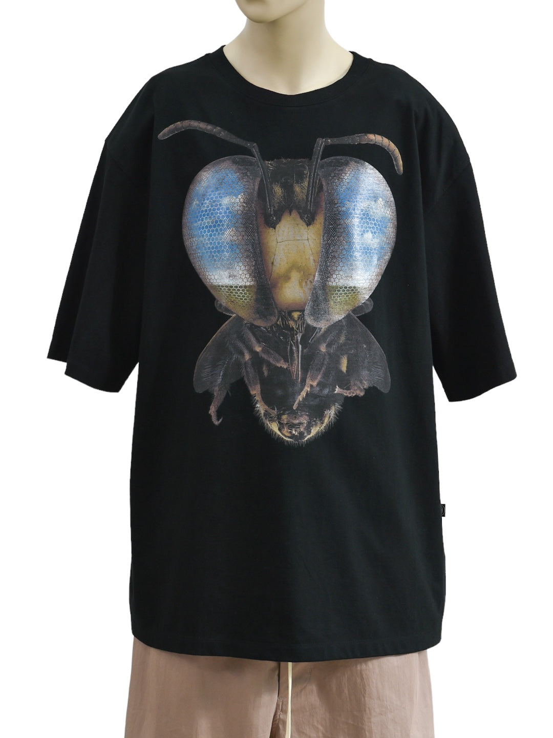 BEE T-SHIRT BLACK