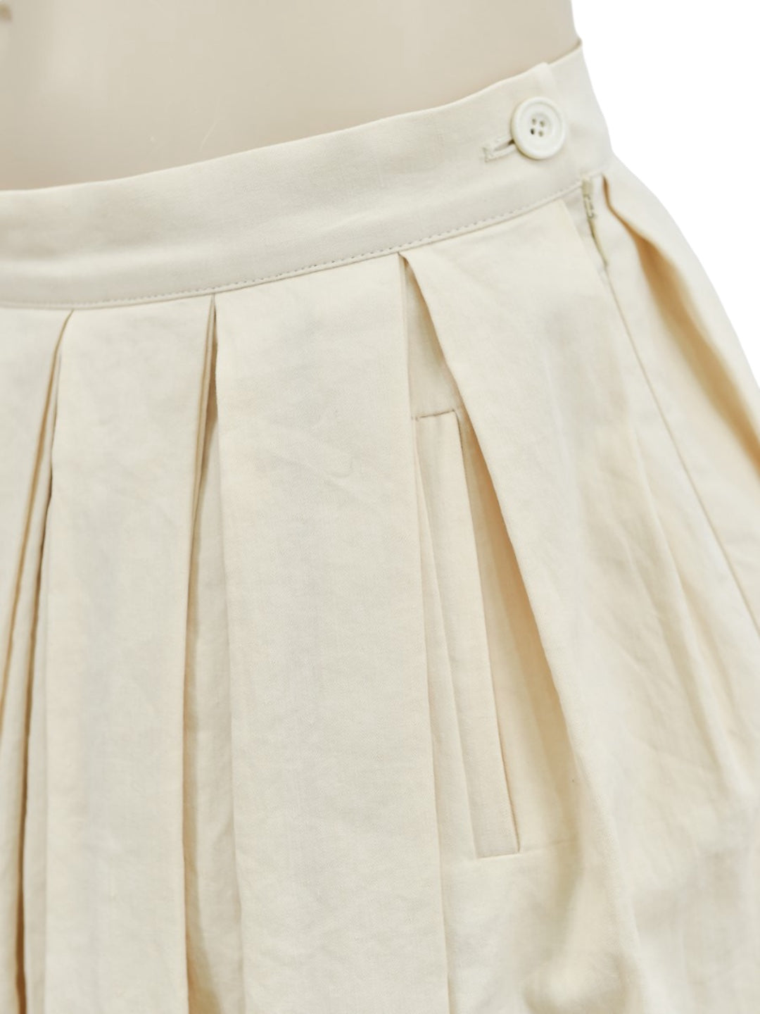 BORN TUCK SKIRT IVORY