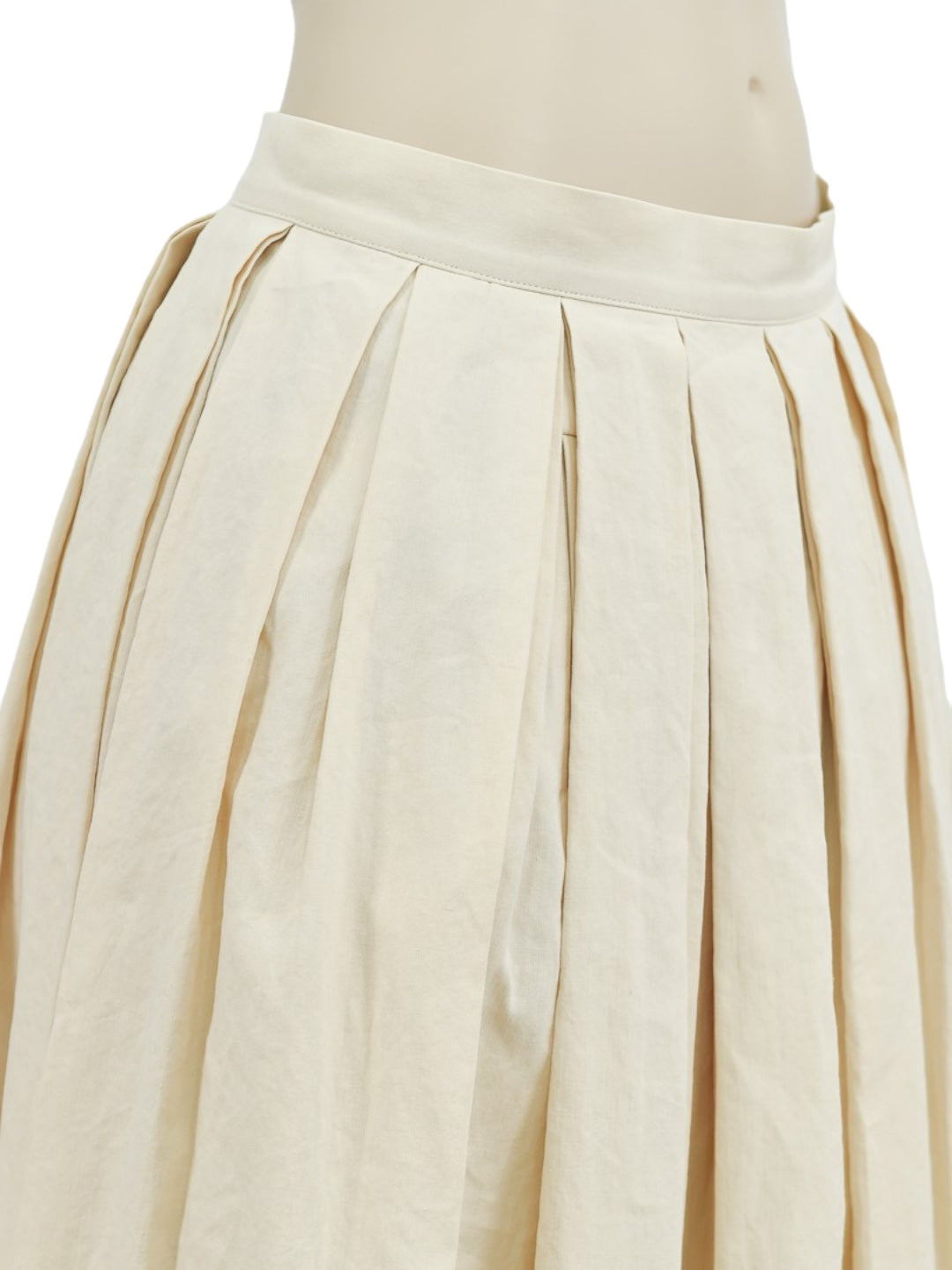 BORN TUCK SKIRT IVORY