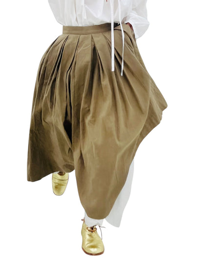 BORN TUCK SKIRT KHAKI