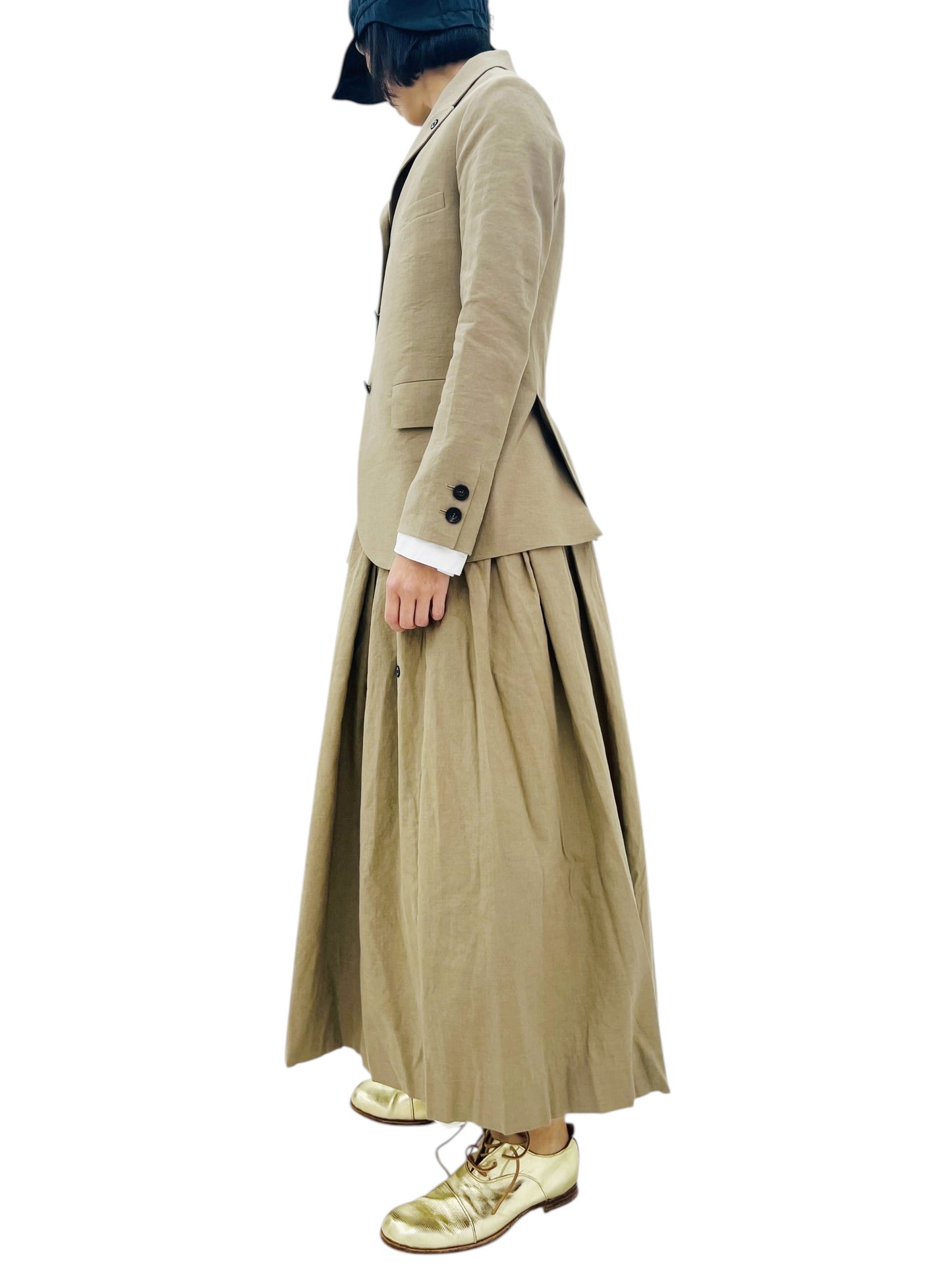 BORN TUCK SKIRT KHAKI