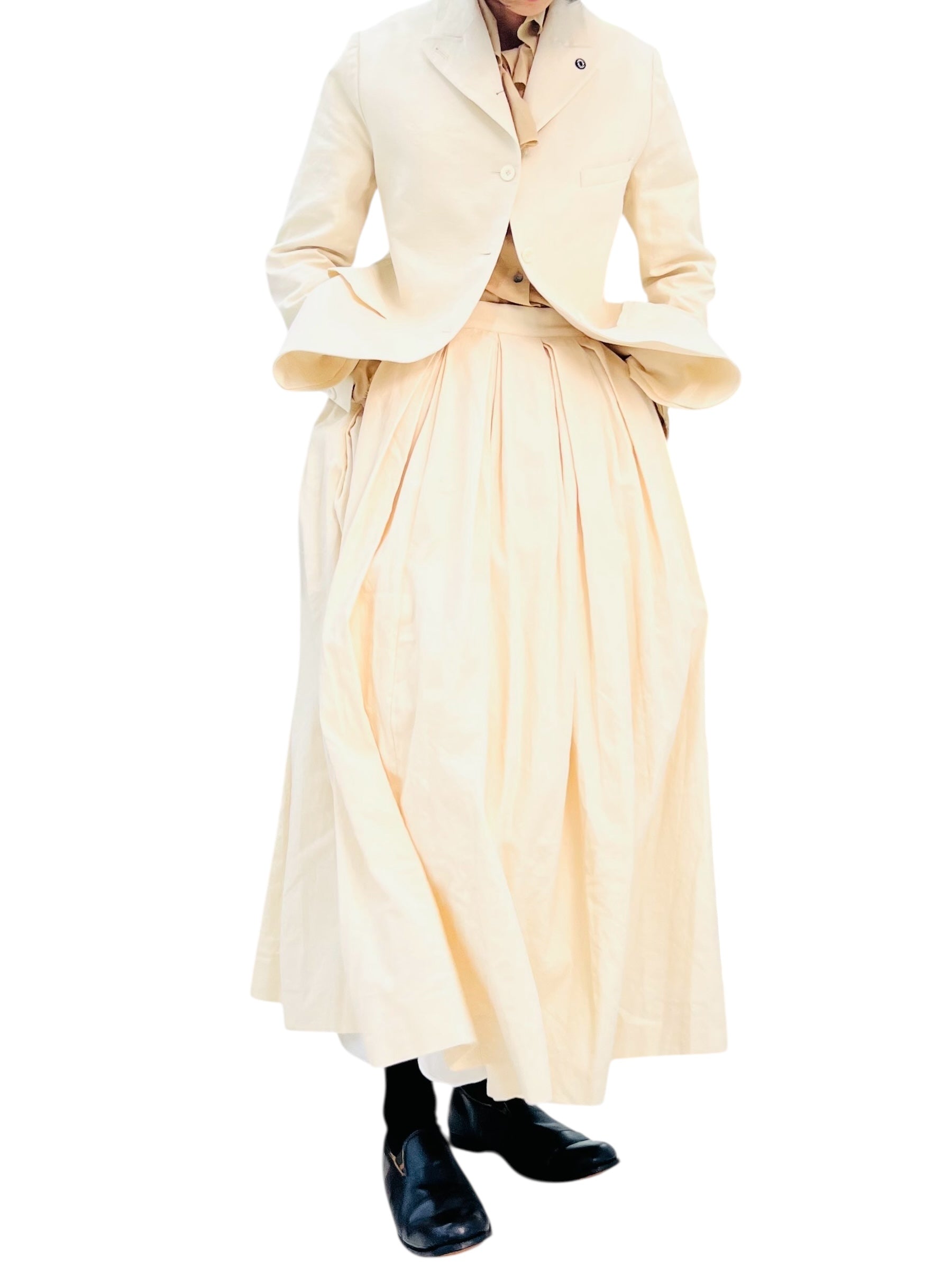 BORN TUCK SKIRT IVORY – LOOLA KOOLA