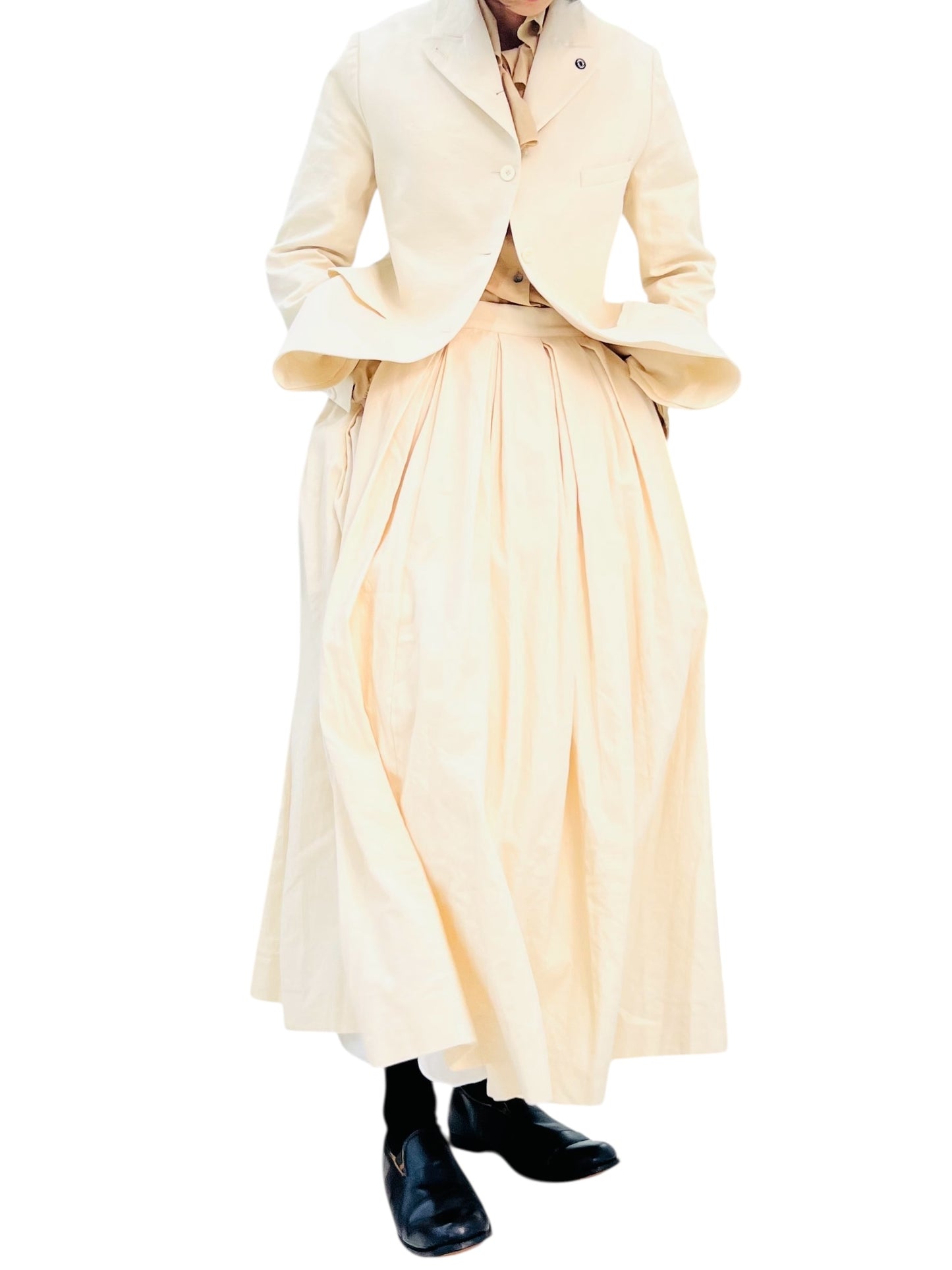 BORN TUCK SKIRT IVORY