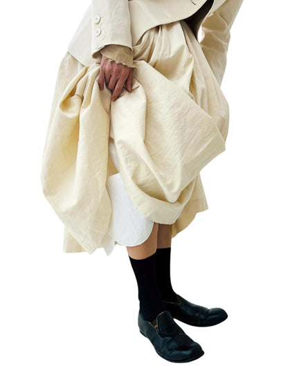 BORN TUCK SKIRT IVORY